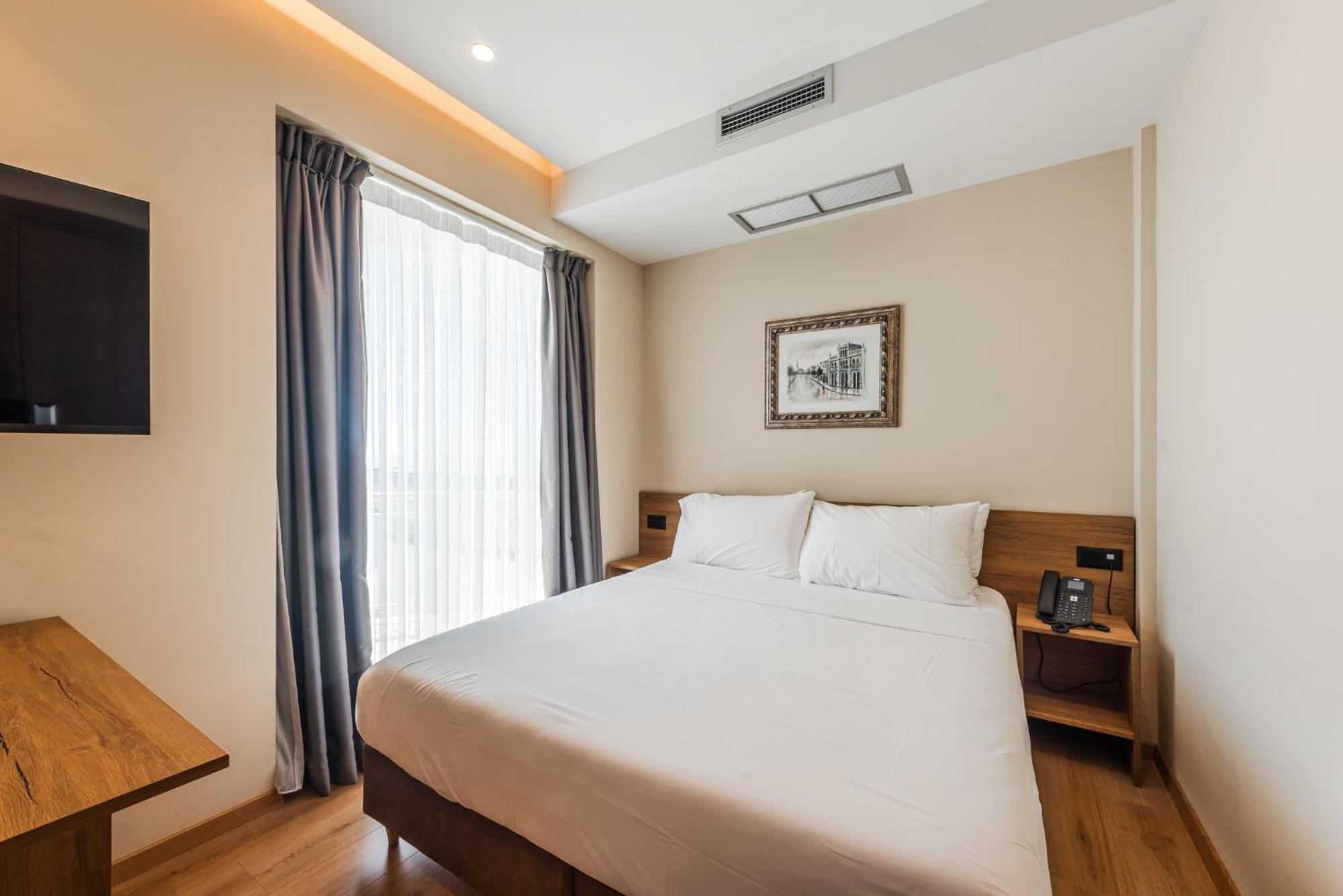 Aragosta Hotel Durres Exterior photo